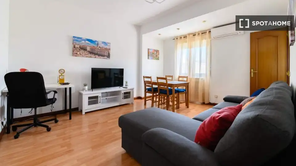 Wohnzimmer von Wohnung zur Miete in Madrid mit Klimaanlage, Heizung und Möbliert