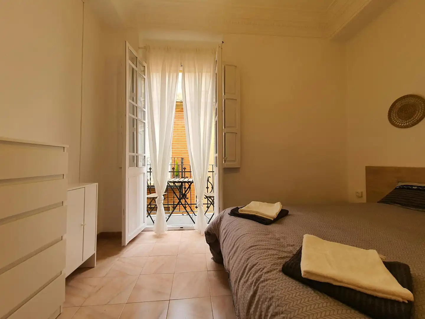 Habitación de Piso para compartir en Valencia con Lavadora