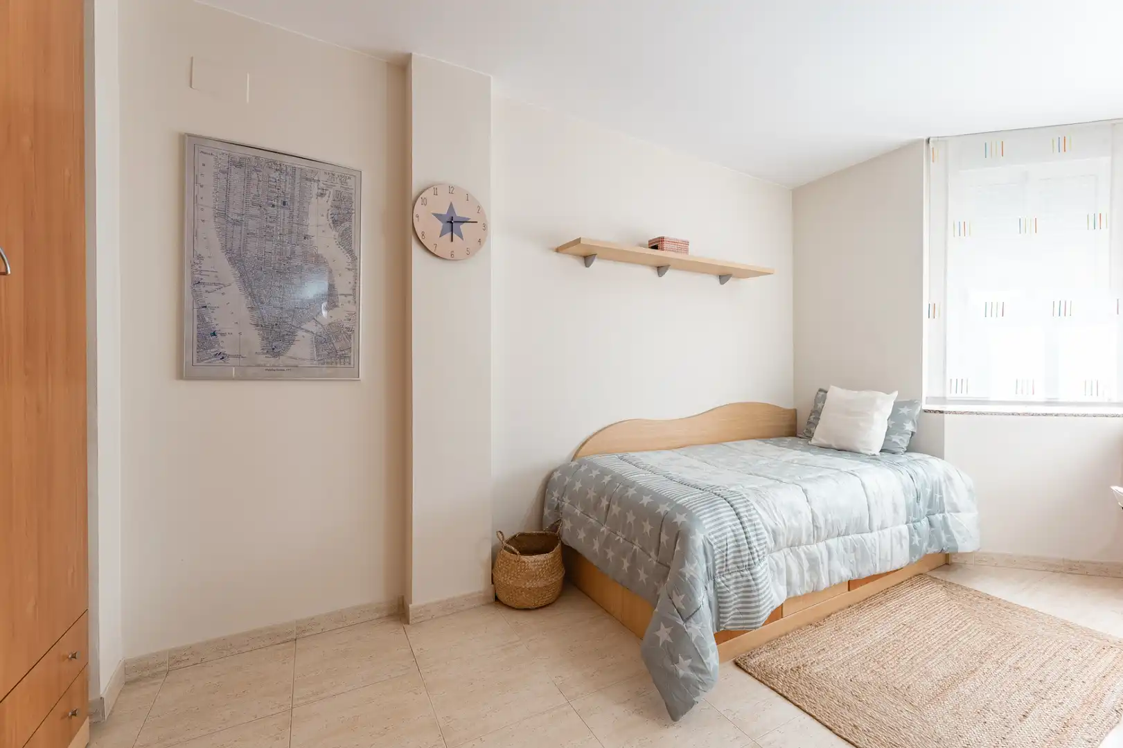 Habitación de Casa adosada en venta en Martorell con Aire acondicionado, Calefacción y Jardín privado