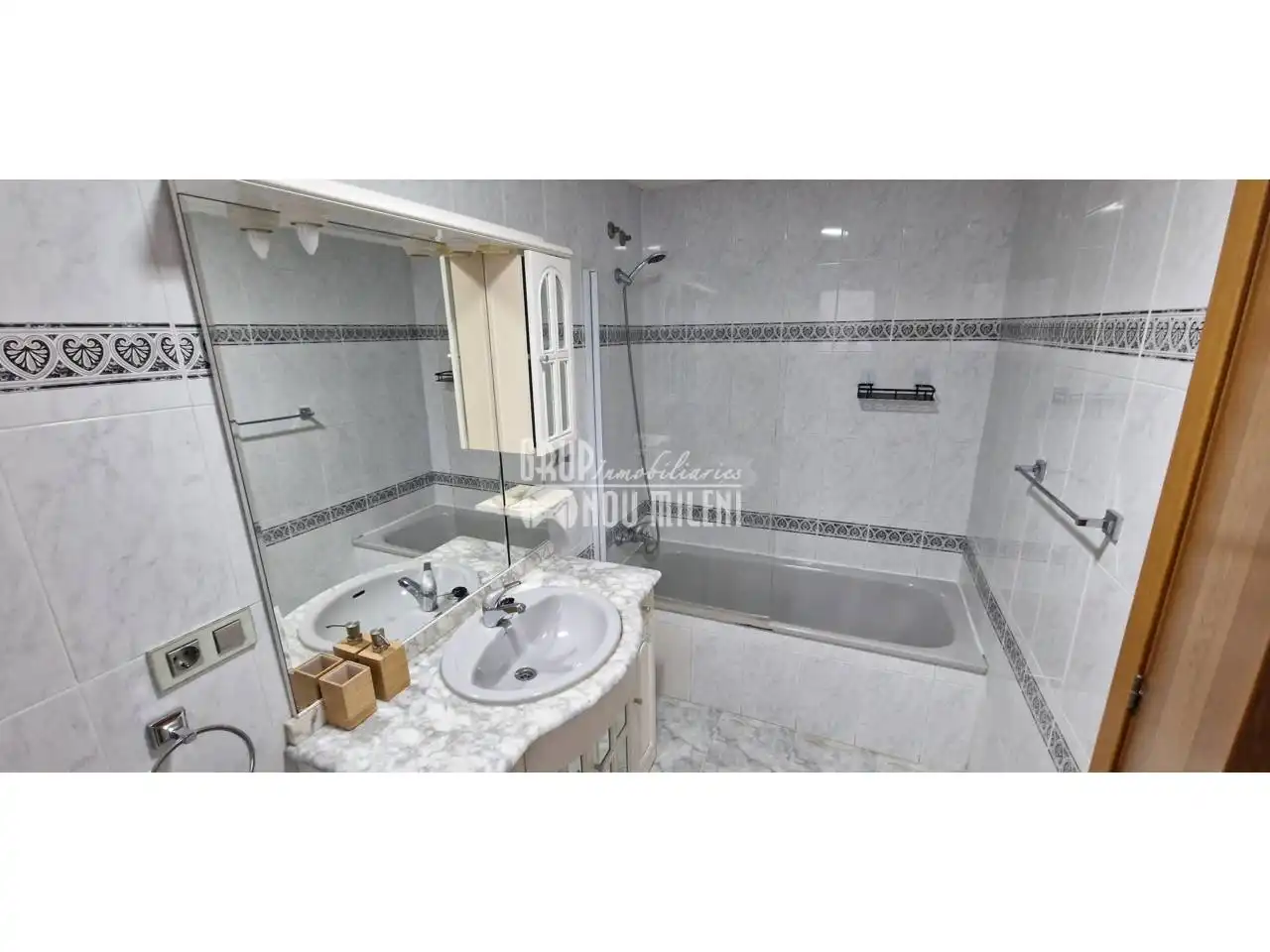 Bathroom of Flat for sale in Albal  with Air Conditioner, Heating and Furnished