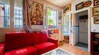 Living room of Flat for sale in  Madrid Capital