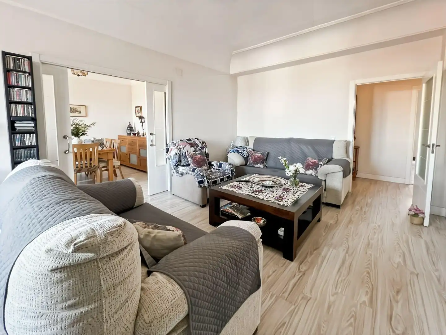 Sala de estar de Ático en venta en  Madrid Capital con Aire acondicionado y Balcón