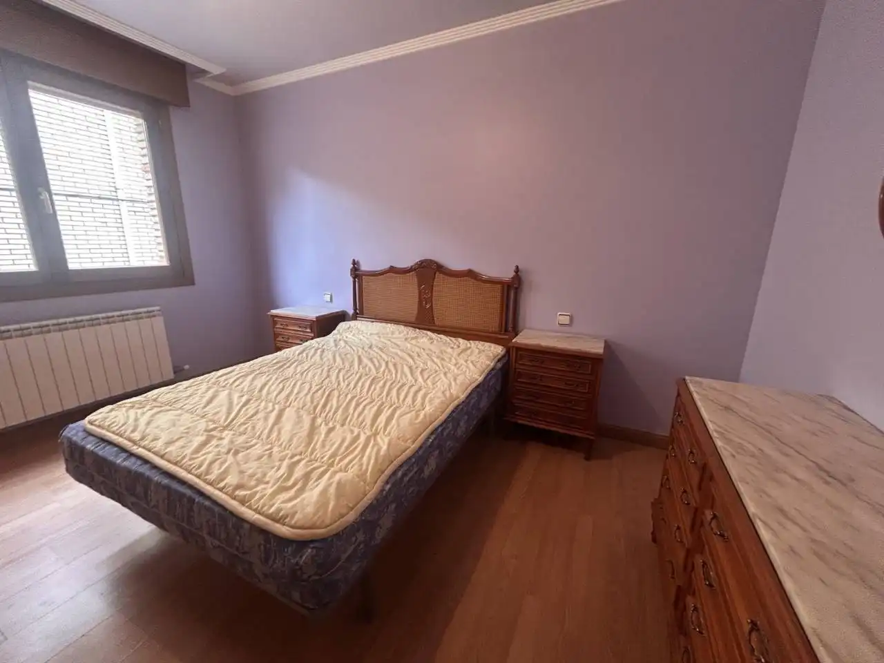 Dormitori de Casa o xalet en venda en Ledesma de la Cogolla amb Calefacció, Terrassa i Moblat