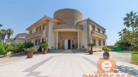 Exclusivo chalet en venta en Las Vaguadas