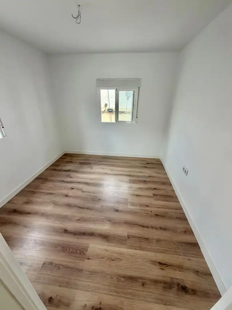 Schlafzimmer von Wohnung zum Verkauf in Jaén mit Balkon
