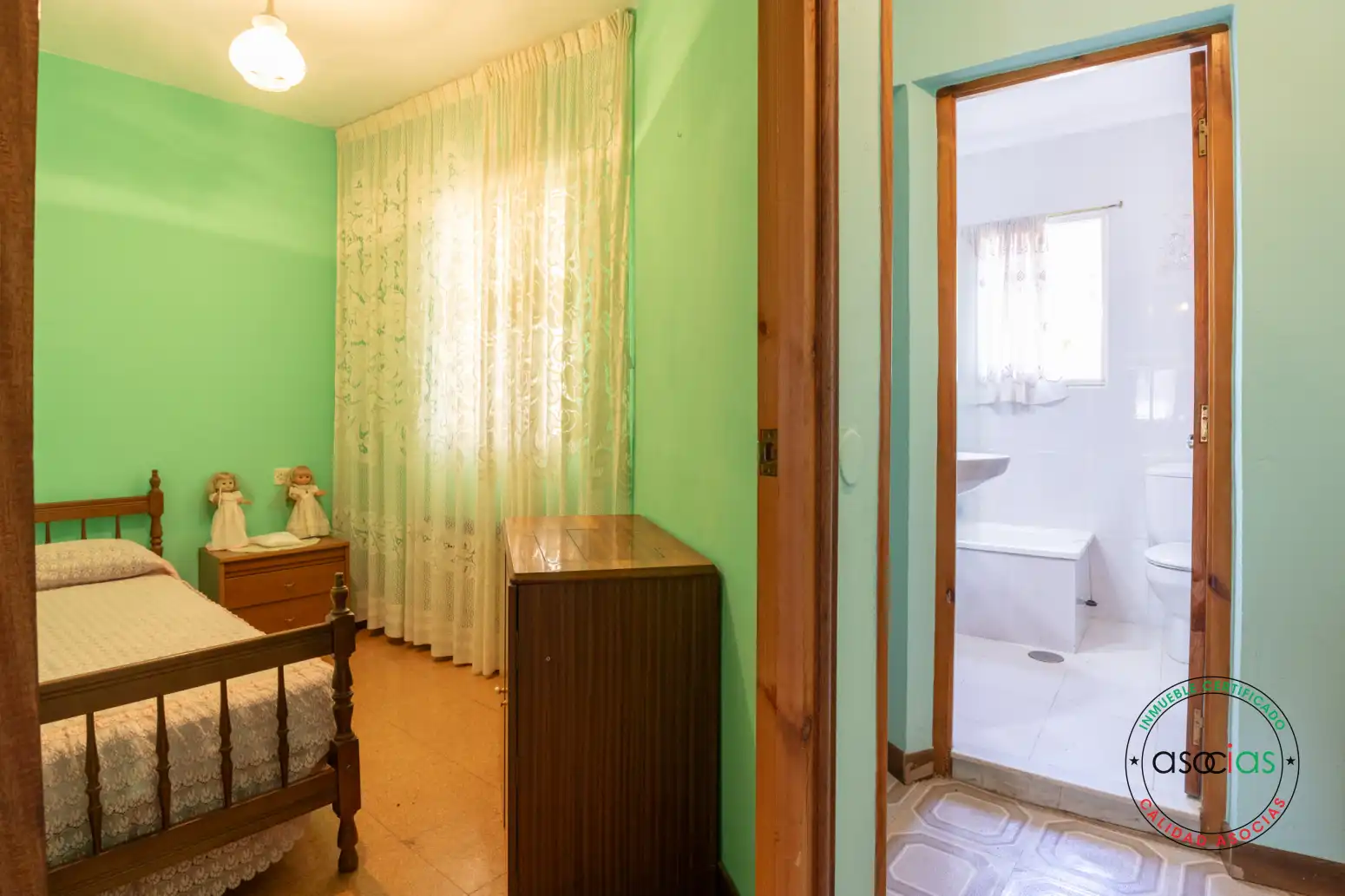 Schlafzimmer von Einfamilien-Reihenhaus zum Verkauf in Proaza mit Heizung und Abstellraum