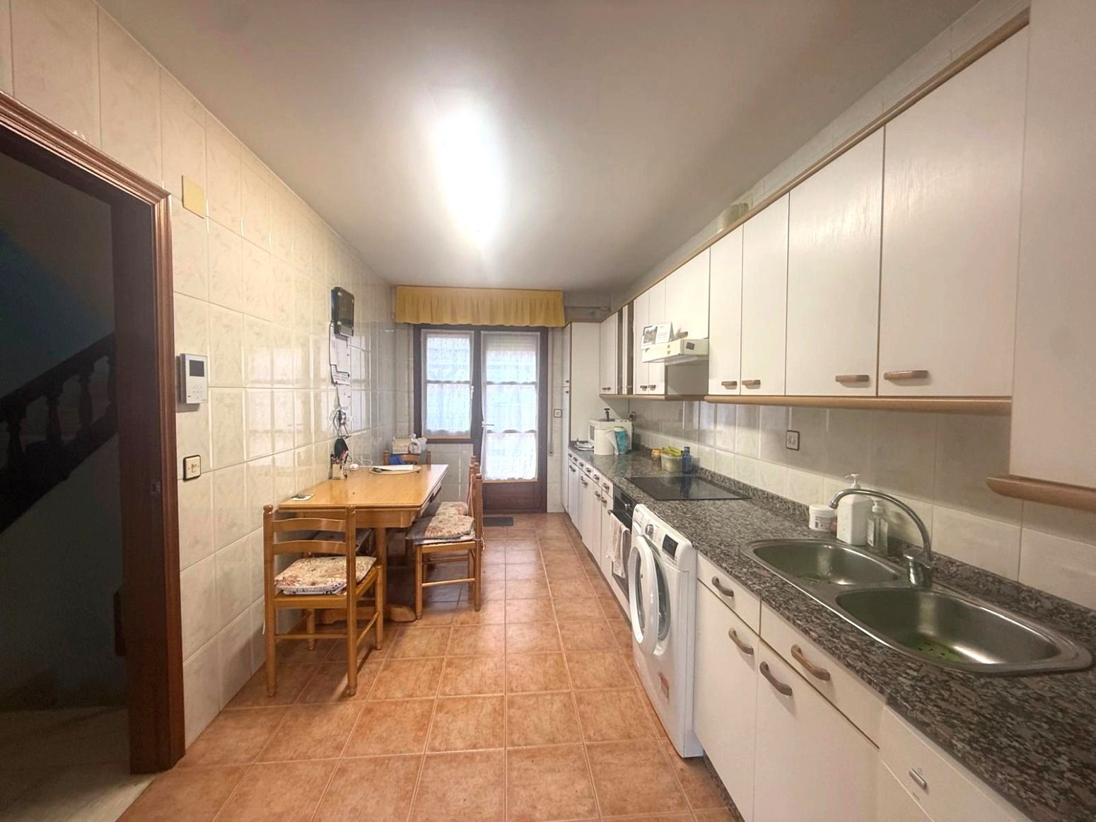 Kitchen of Single-family semi-detached for sale in Avilés  with Heating, Parquet flooring and Furnished