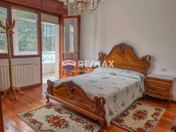 Casa-chalet en Venta en Covelo