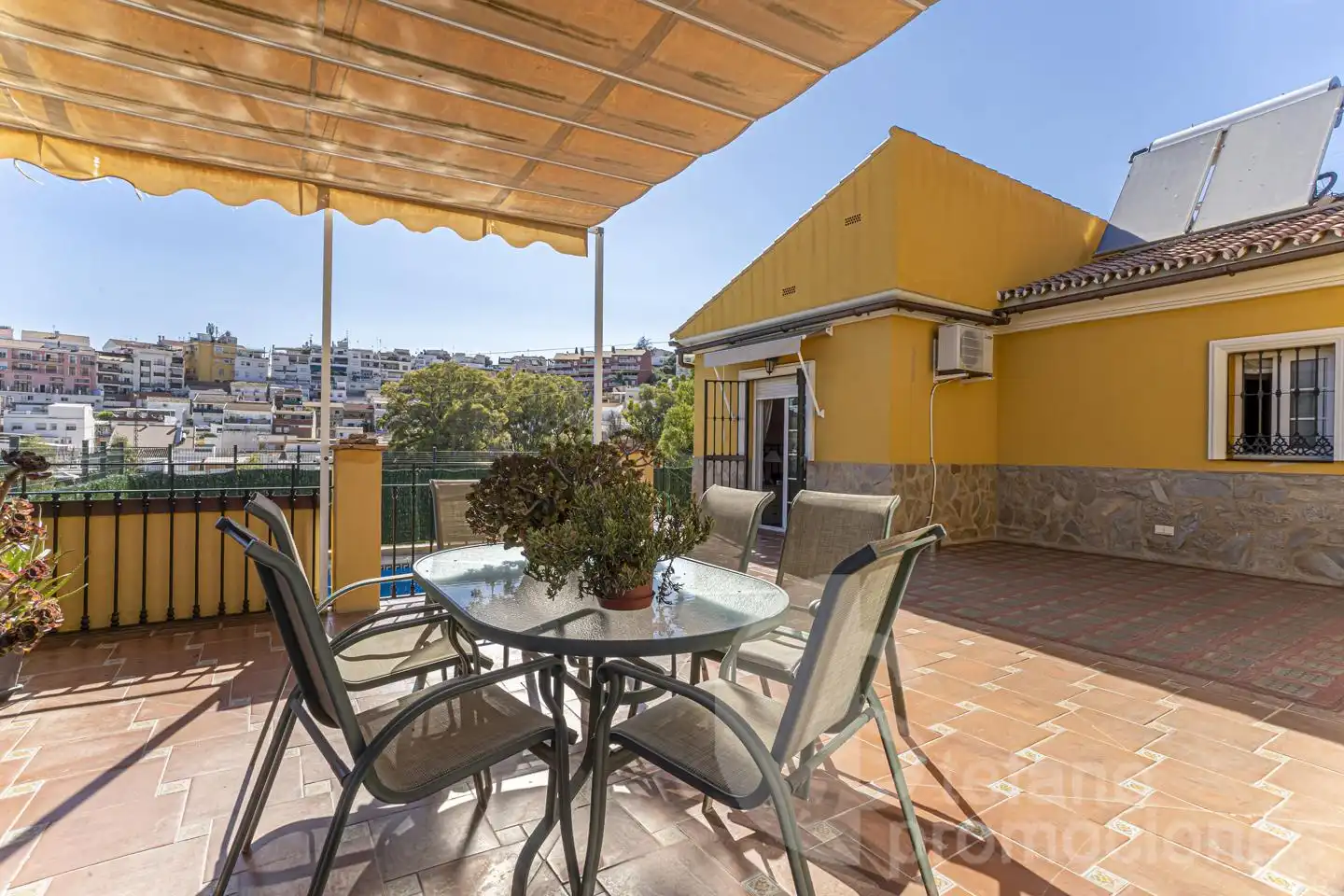Terrassa de Casa o xalet en venda en Málaga amb Aire condicionat, Jardí privat i Terrassa
