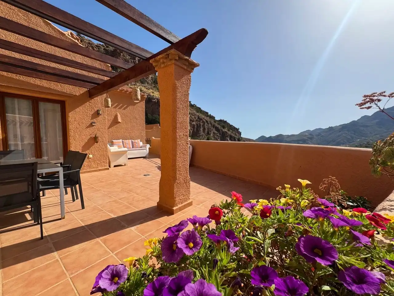 Terrassa de Casa o xalet en venda en Turre amb Aire condicionat, Terrassa i Piscina