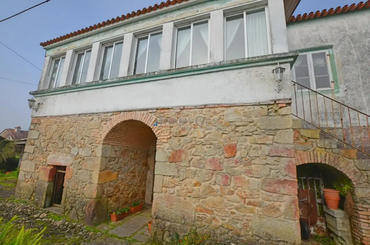 Vista exterior de Casa o chalet en venta en O Rosal   con Calefacción, Jardín privado y Trastero