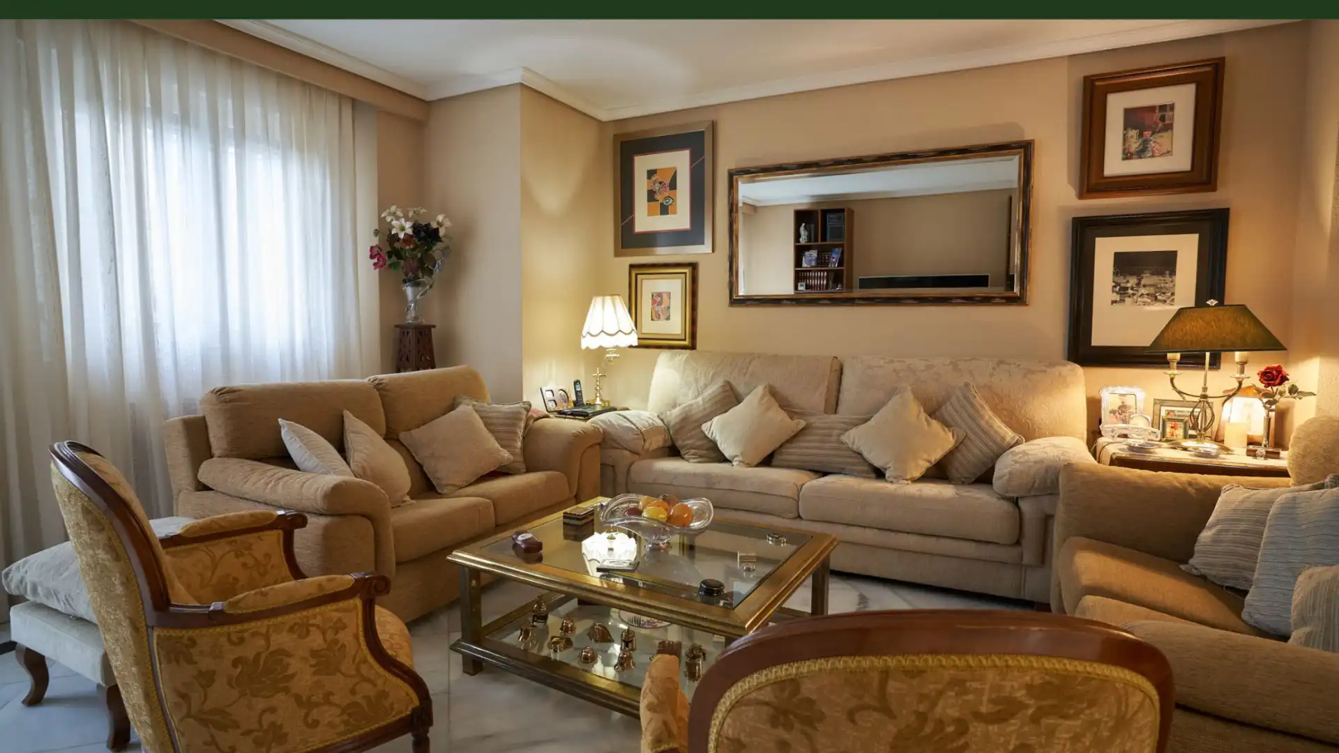 Sala de estar de Casa adosada en venta en Ávila Capital con Terraza, Amueblado y Piscina comunitaria