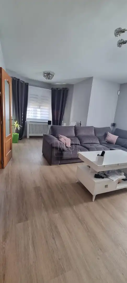 Sala de estar de Casa adosada en venta en Ugena con Aire acondicionado, Calefacción y Terraza