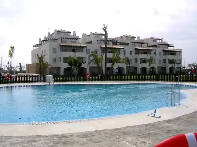 Apartament amb piscina en venda a Avenida Carla de Orleans 4