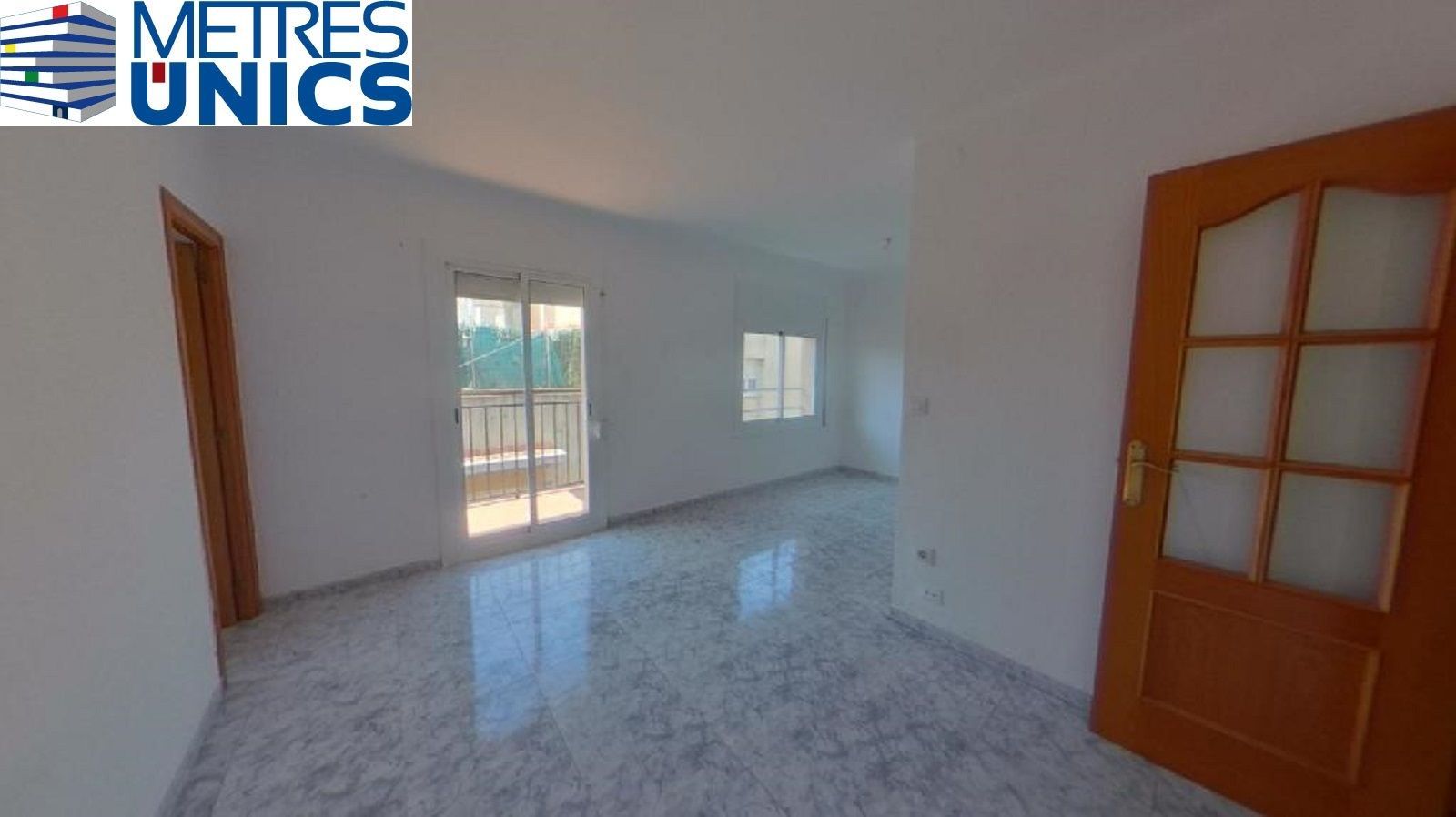 Piso en venta en Mataró con Horno y Balcón