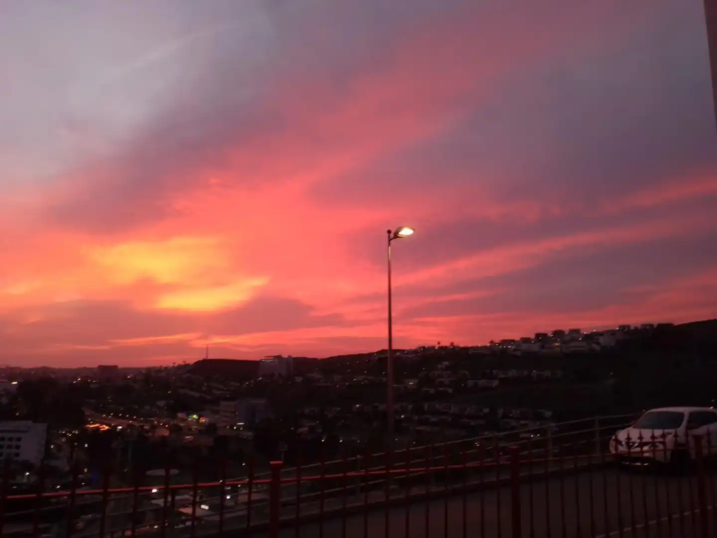 Vista exterior de Àtic de lloguer en San Bartolomé de Tirajana amb Moblat i Balcó