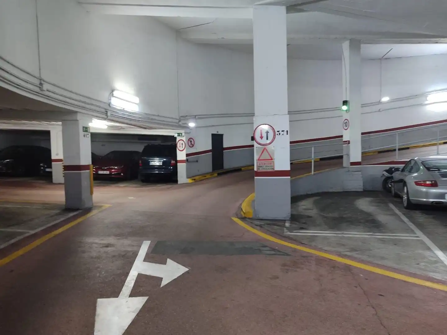 Aparcament de Garatge en venda en Oviedo 