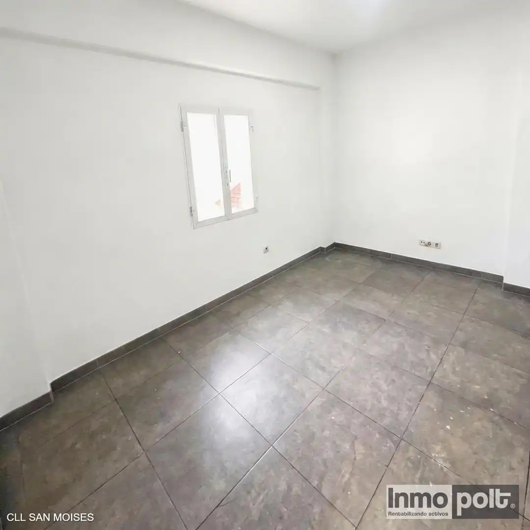 Piso en venta en Calle San Moisés, 25, San Diego