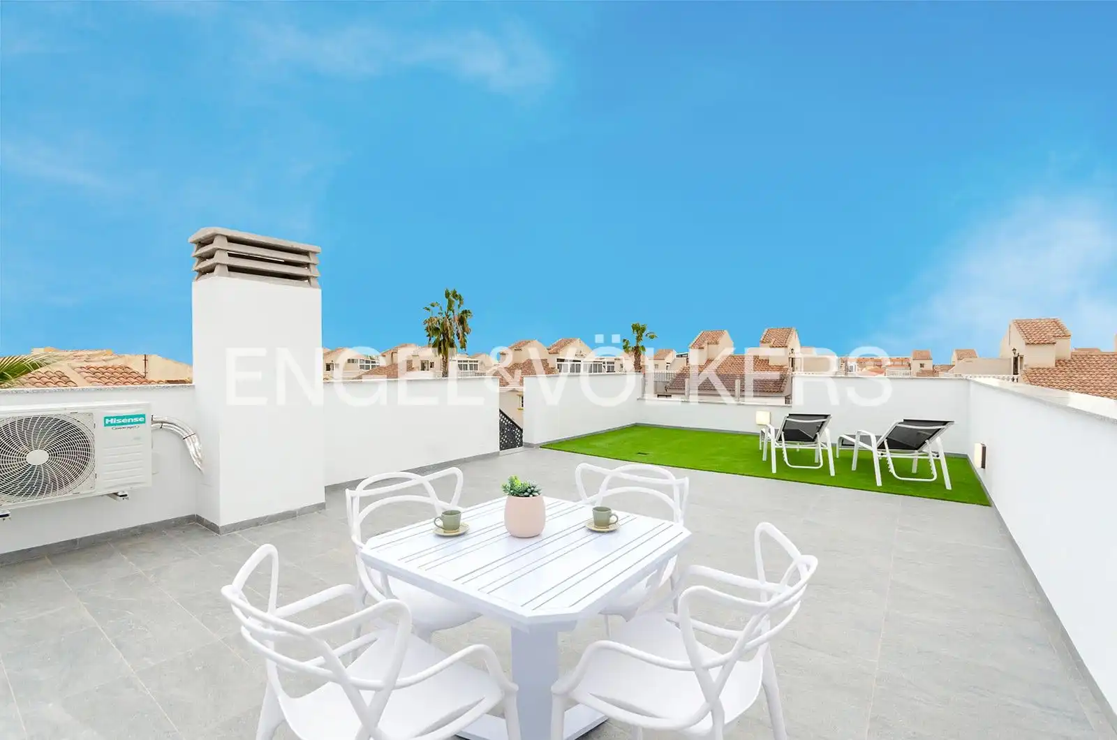 Terrassa de Casa o xalet en venda en Torrevieja amb Aire condicionat, Calefacció i Jardí privat