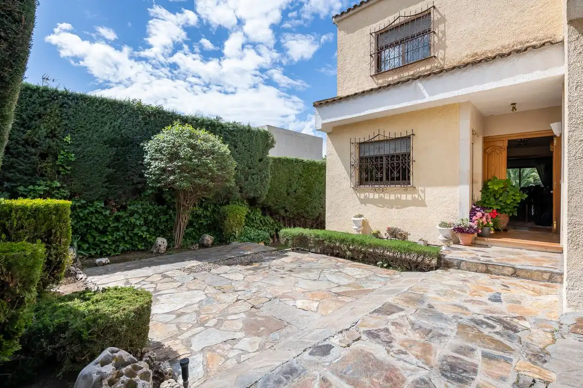 Jardí de Casa o xalet en venda en Rivas-Vaciamadrid amb Aire condicionat, Calefacció i Jardí privat