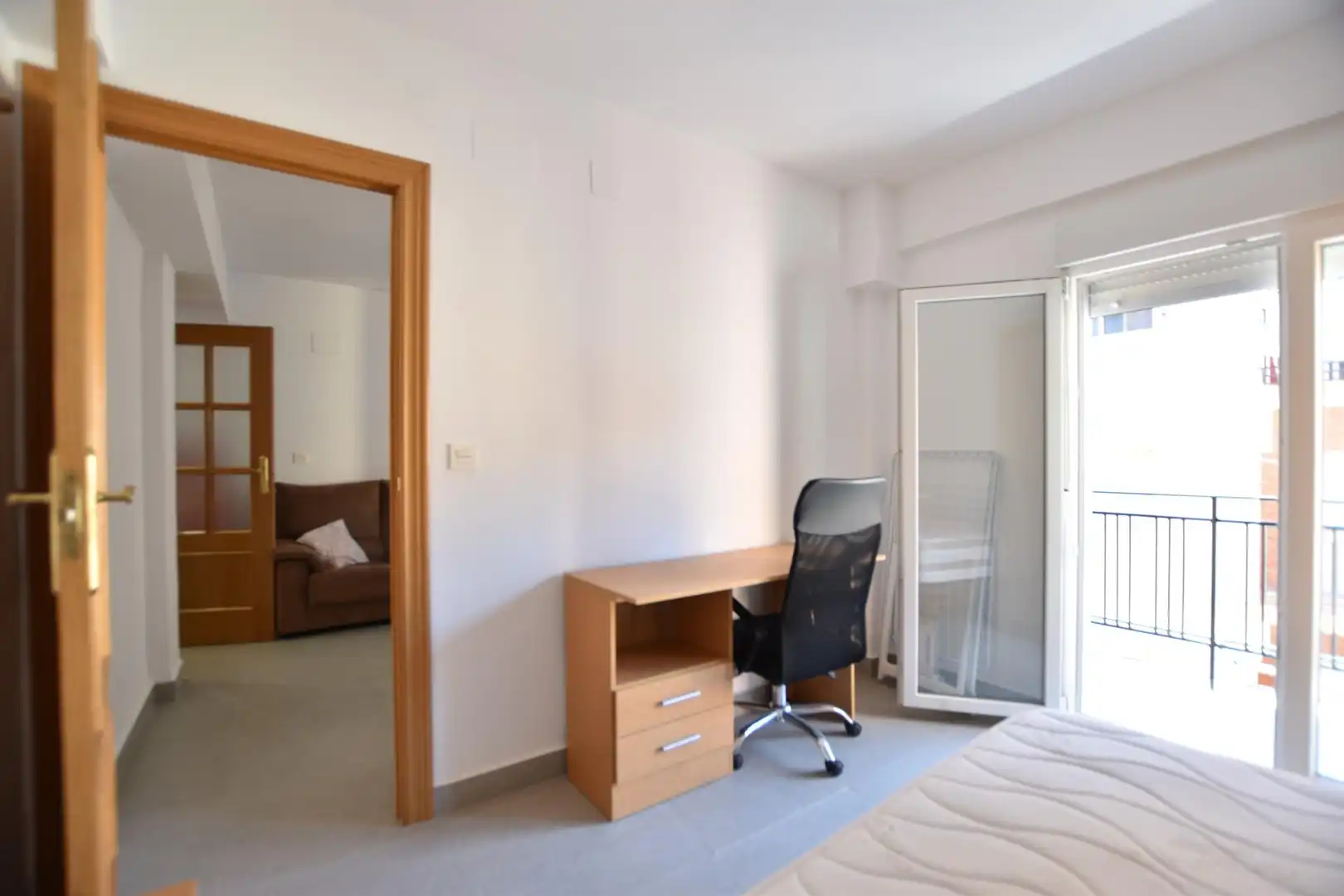 Bedroom of Flat for rent in Granada  with Air Conditioner and Furnished