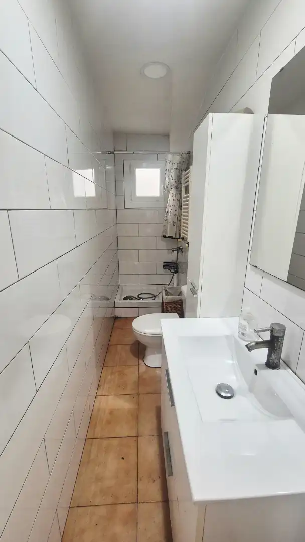 Bathroom of Flat for sale in Arenys de Mar  with Heating, Parquet flooring and Oven