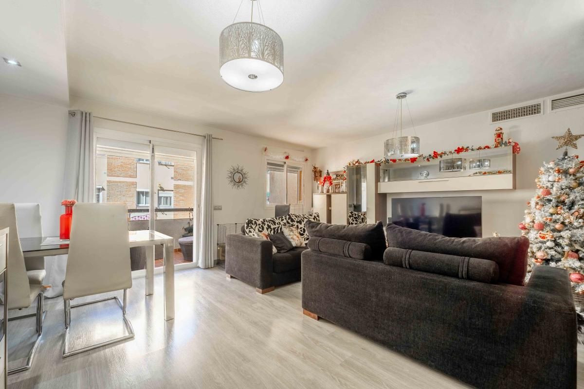 Living room of Attic for sale in Málaga Capital  with Air Conditioner, Terrace and Furnished