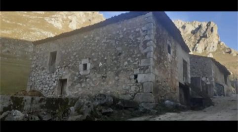 Foto 2 de Finca rústica en venta en Tielve, 23, Cabrales, Asturias