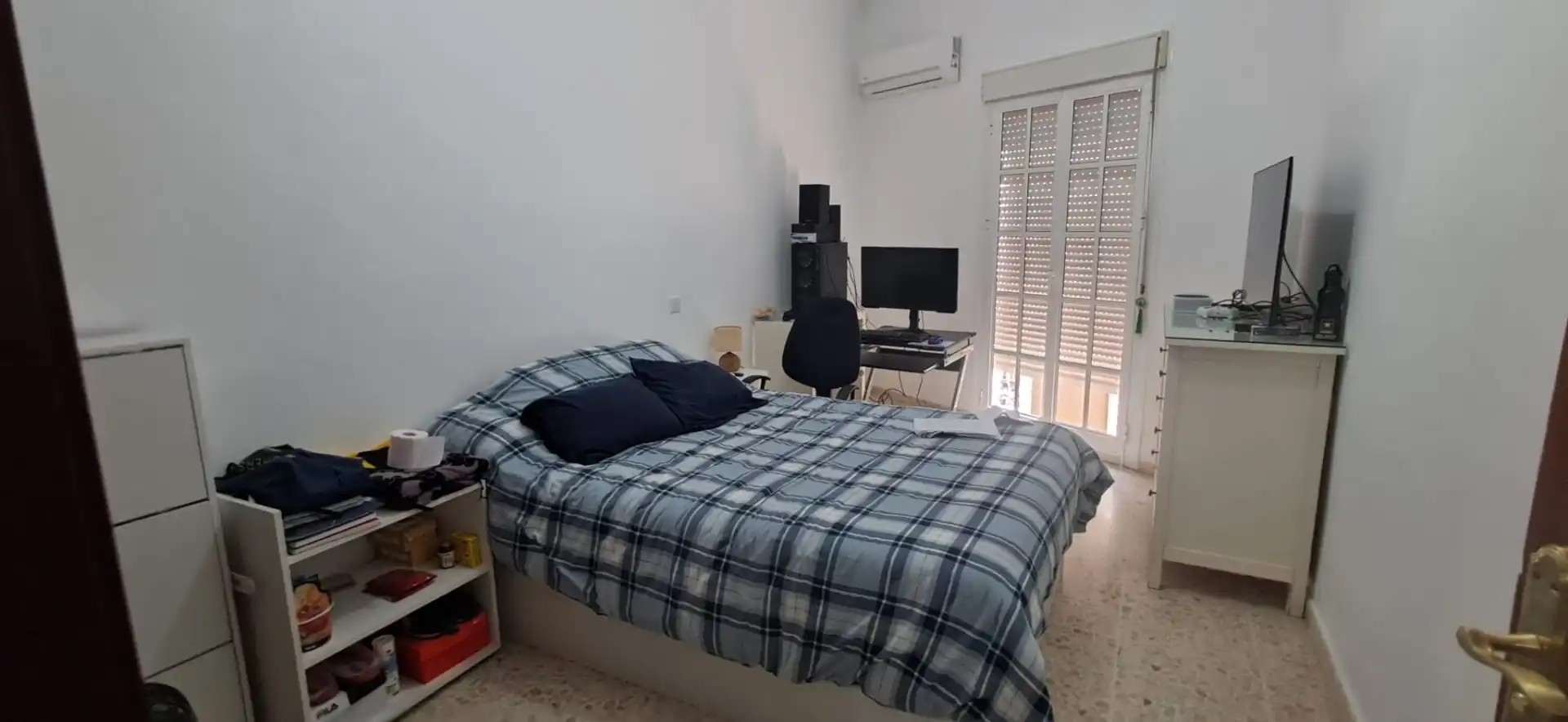 Habitación de Piso en venta en Utrera con Aire acondicionado, Terraza y Balcón