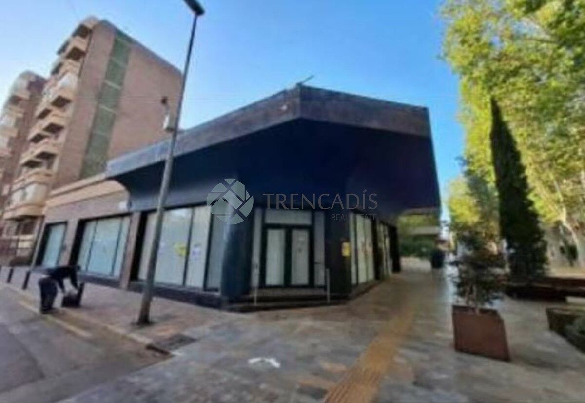 Vista exterior de Local en venda en  Murcia Capital amb Terrassa