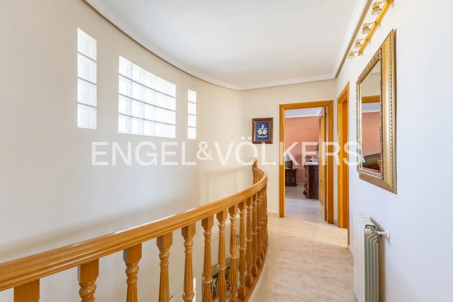 Houses for sale in L'Eliana  with Air Conditioner, Heating and Private garden
