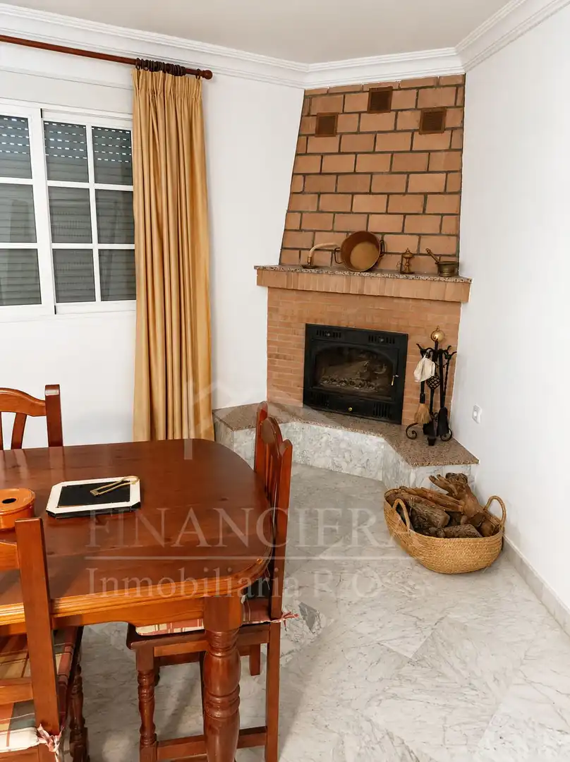 Sala d'estar de Casa o xalet en venda en Alcalá de Guadaira amb Terrassa