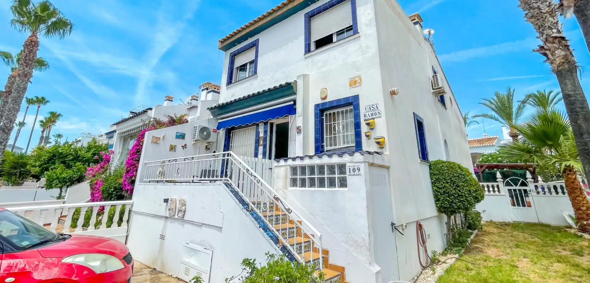 Adossat amb terrassa en venda a Orihuela Costa