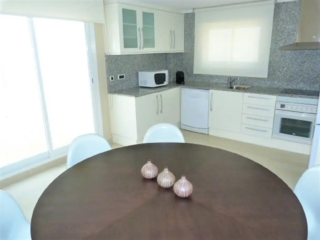 Cocina de Casa o chalet de alquiler en Altea con Aire acondicionado, Calefacción y Jardín privado
