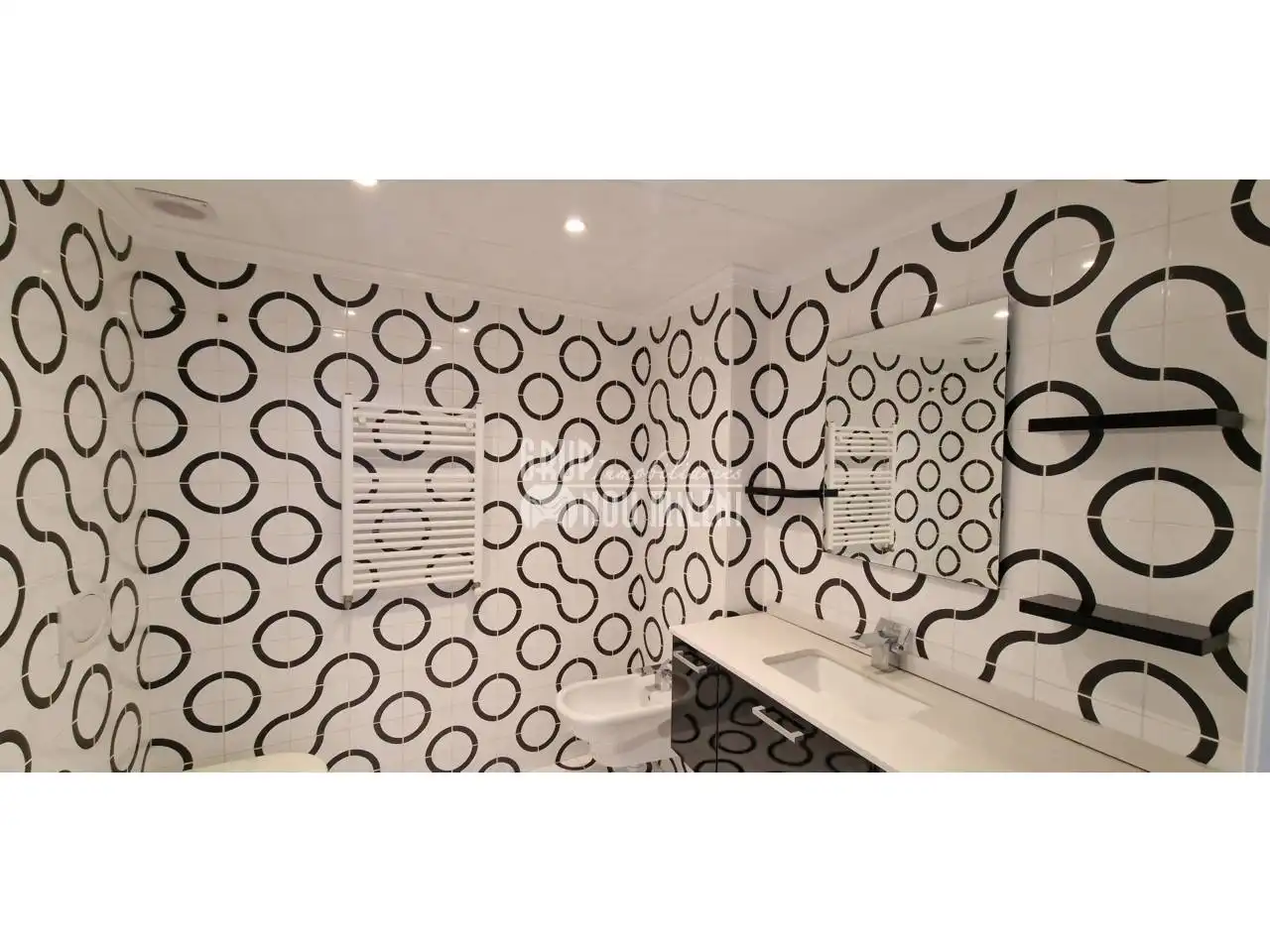 Bathroom of Houses for sale in Catarroja  with Air Conditioner, Heating and Terrace