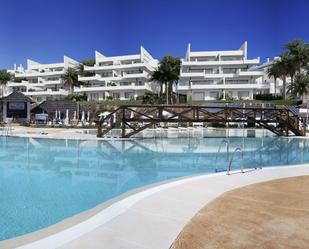 Exterior view of Apartment to rent in Estepona  with Air Conditioner, Terrace and Swimming Pool