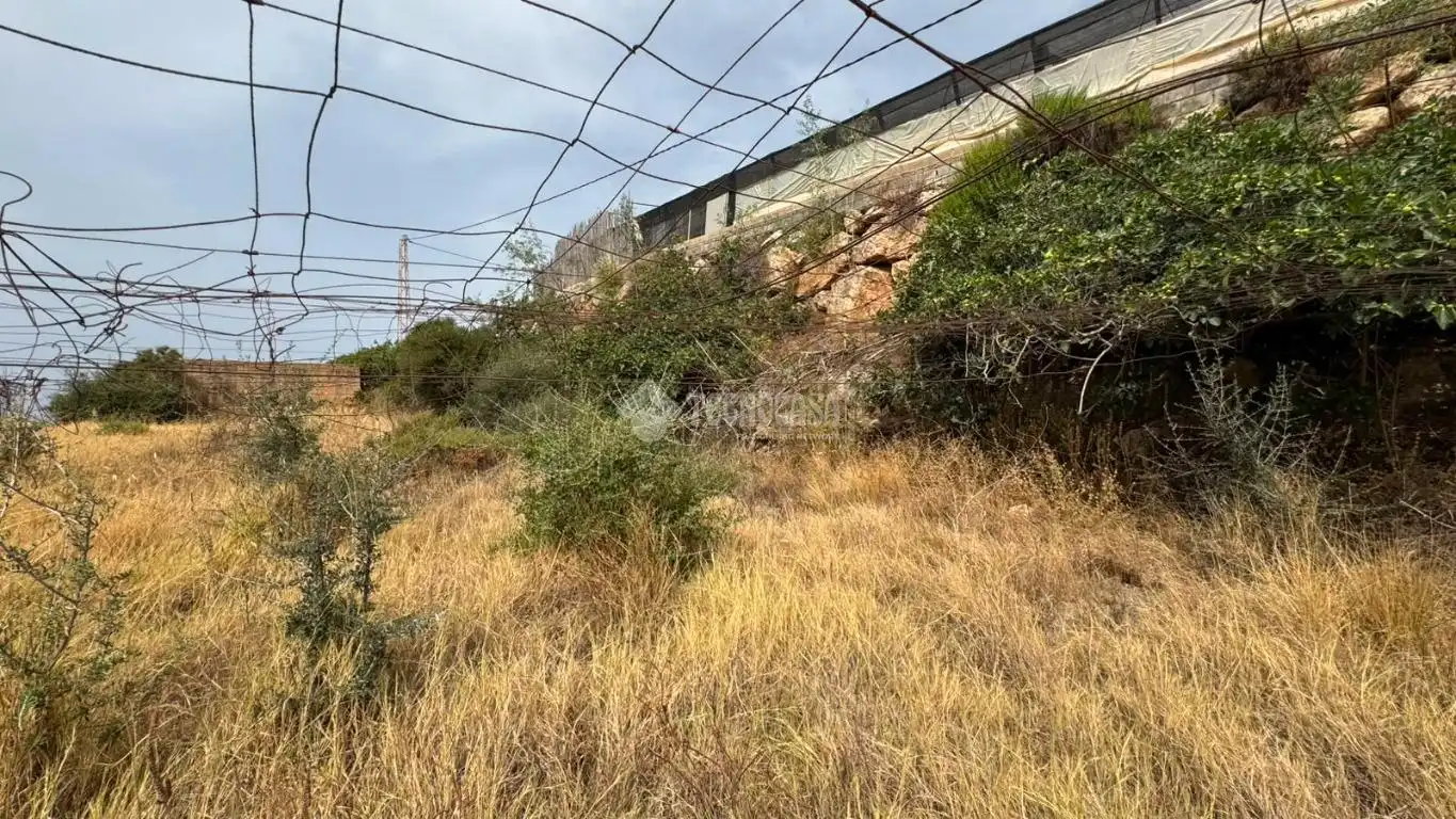 Terreno en venta en Albuñol