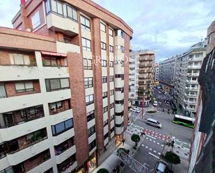 Exterior view of Flat to rent in Vigo   with Heating, Parquet flooring and Storage room