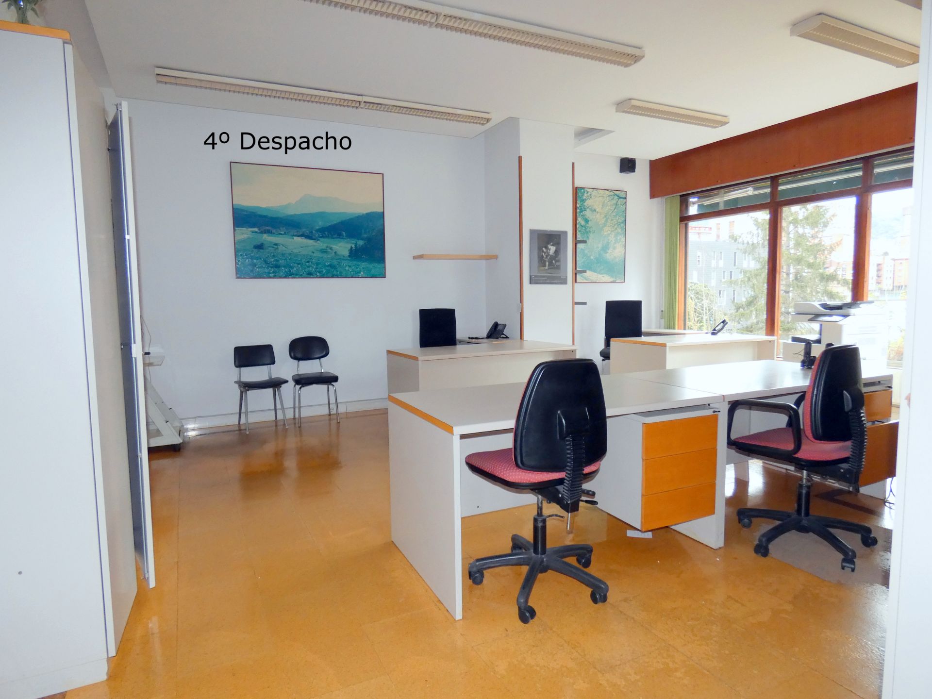 Local en venda en Bilbao  amb Calefacció i Moblat