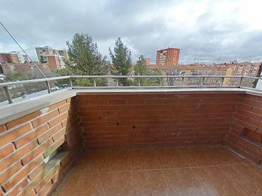 Appartamento con ascensore in vendita a Carabanchel