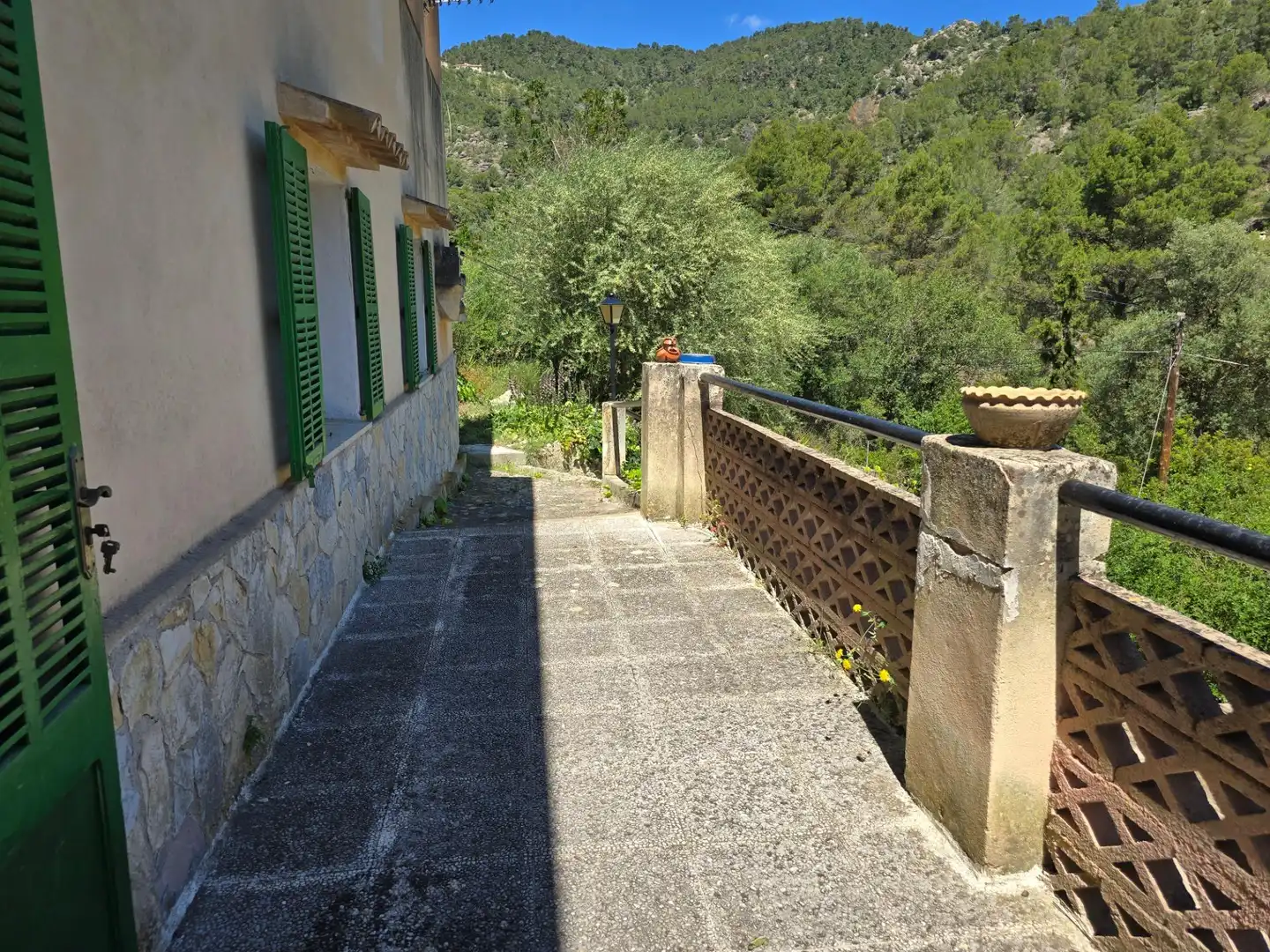 Vista exterior de Casa o xalet en venda en Mancor de la Vall amb Terrassa, Traster i Piscina