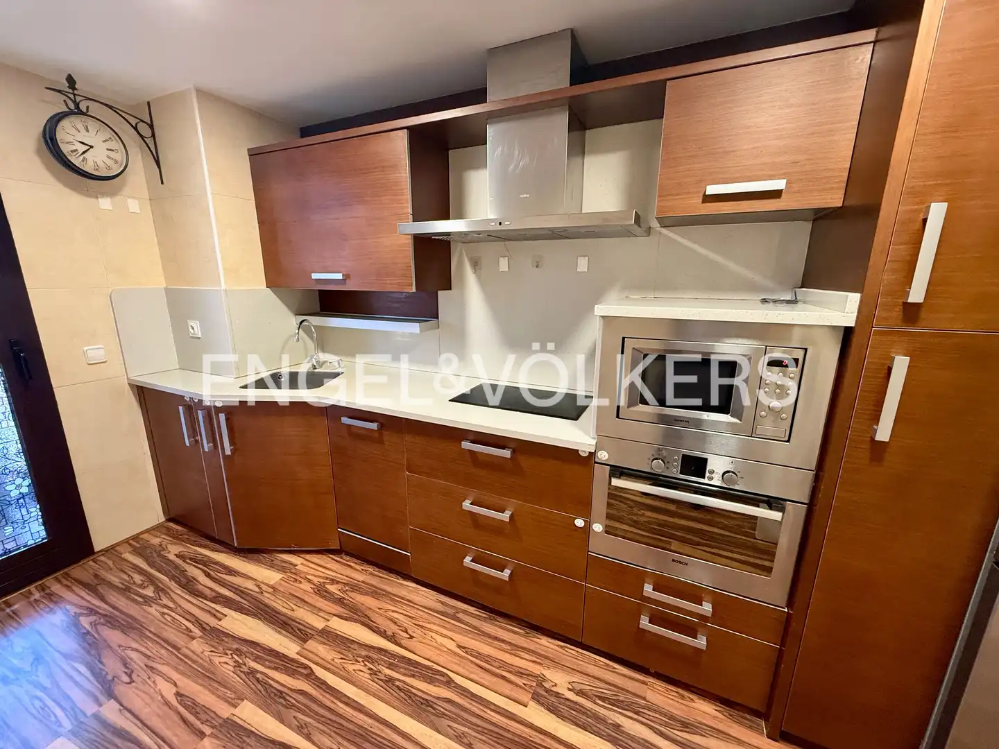 Cocina de Piso de alquiler en Madrid con Aire acondicionado, Calefacción y Piscina