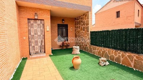 Foto 3 de Casa adosada en venta en Burujón, Toledo