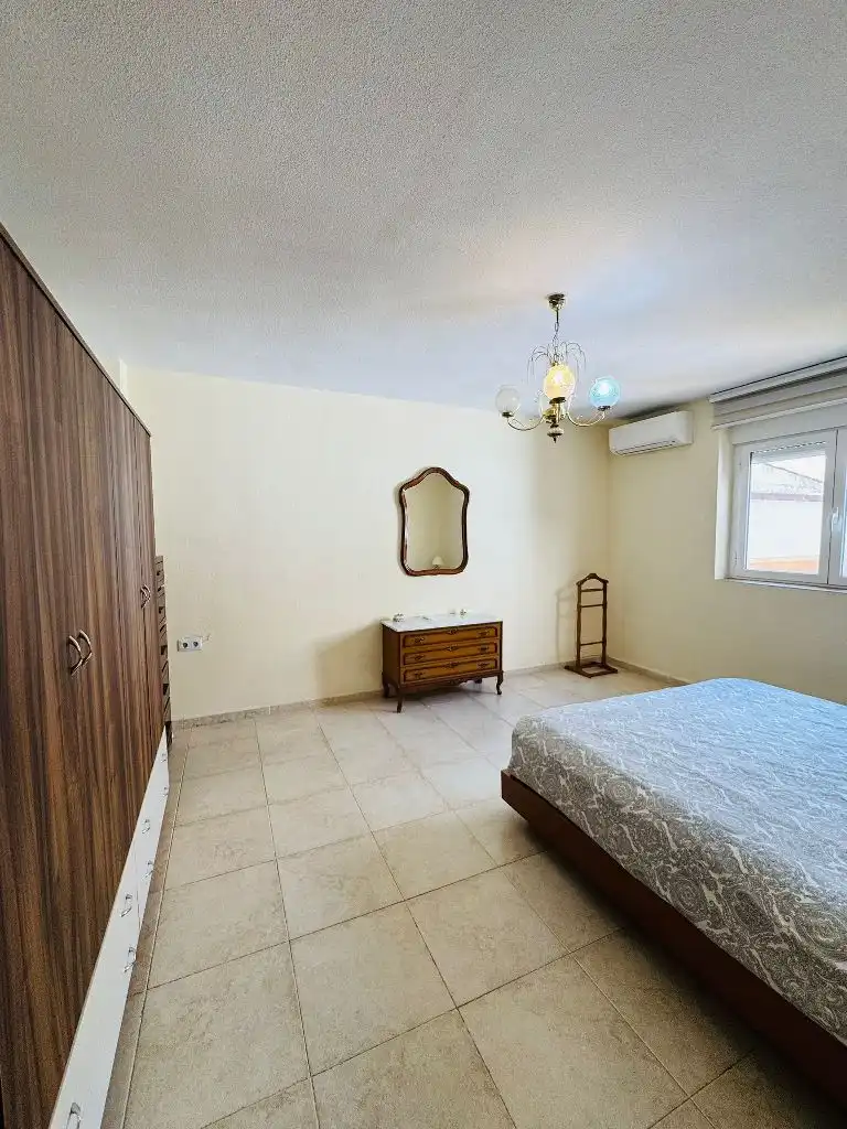 Habitación de Casa o chalet en venta en Ibi con Jardín privado y Amueblado