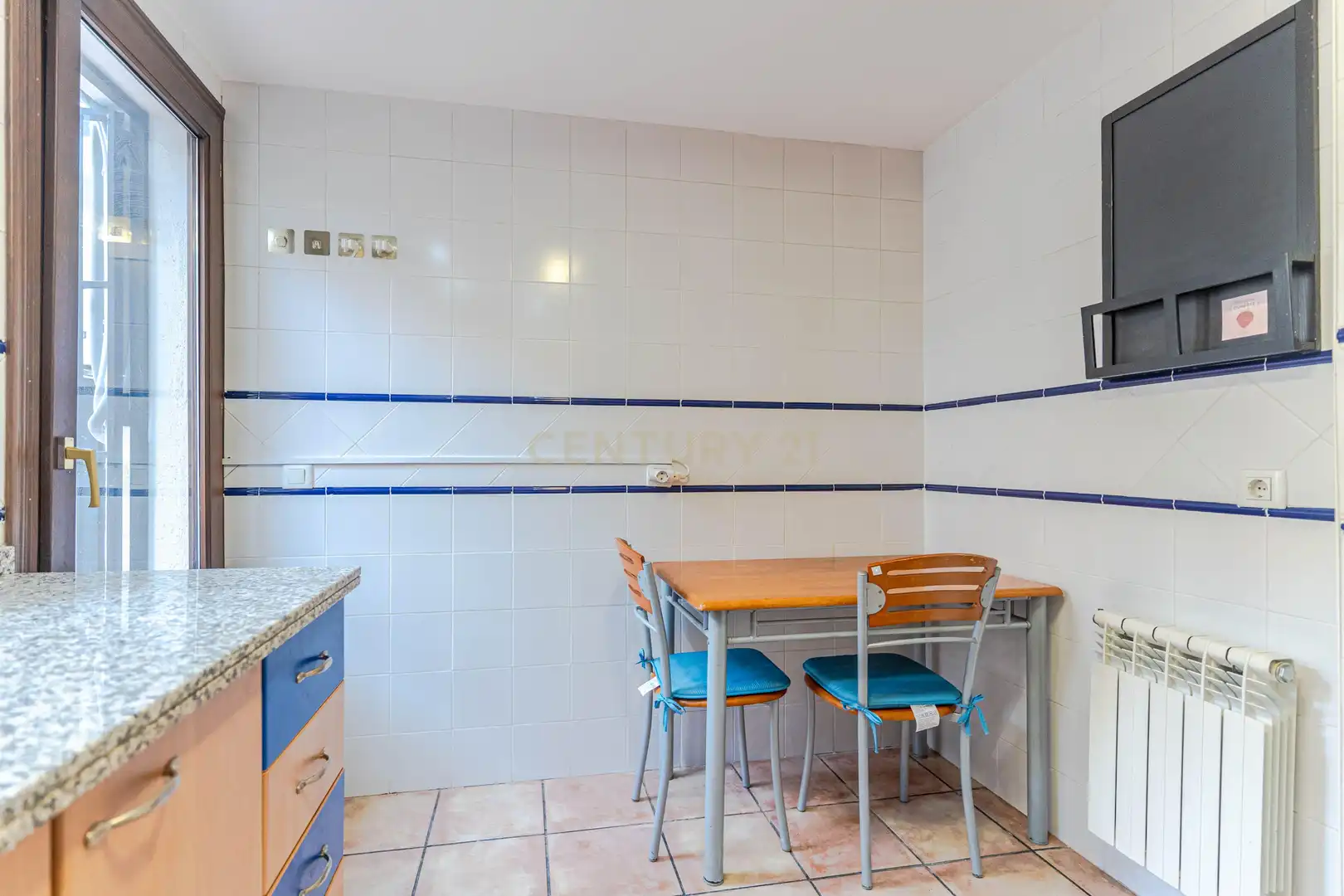Kitchen of Apartments for sale in La Zubia Ciudad