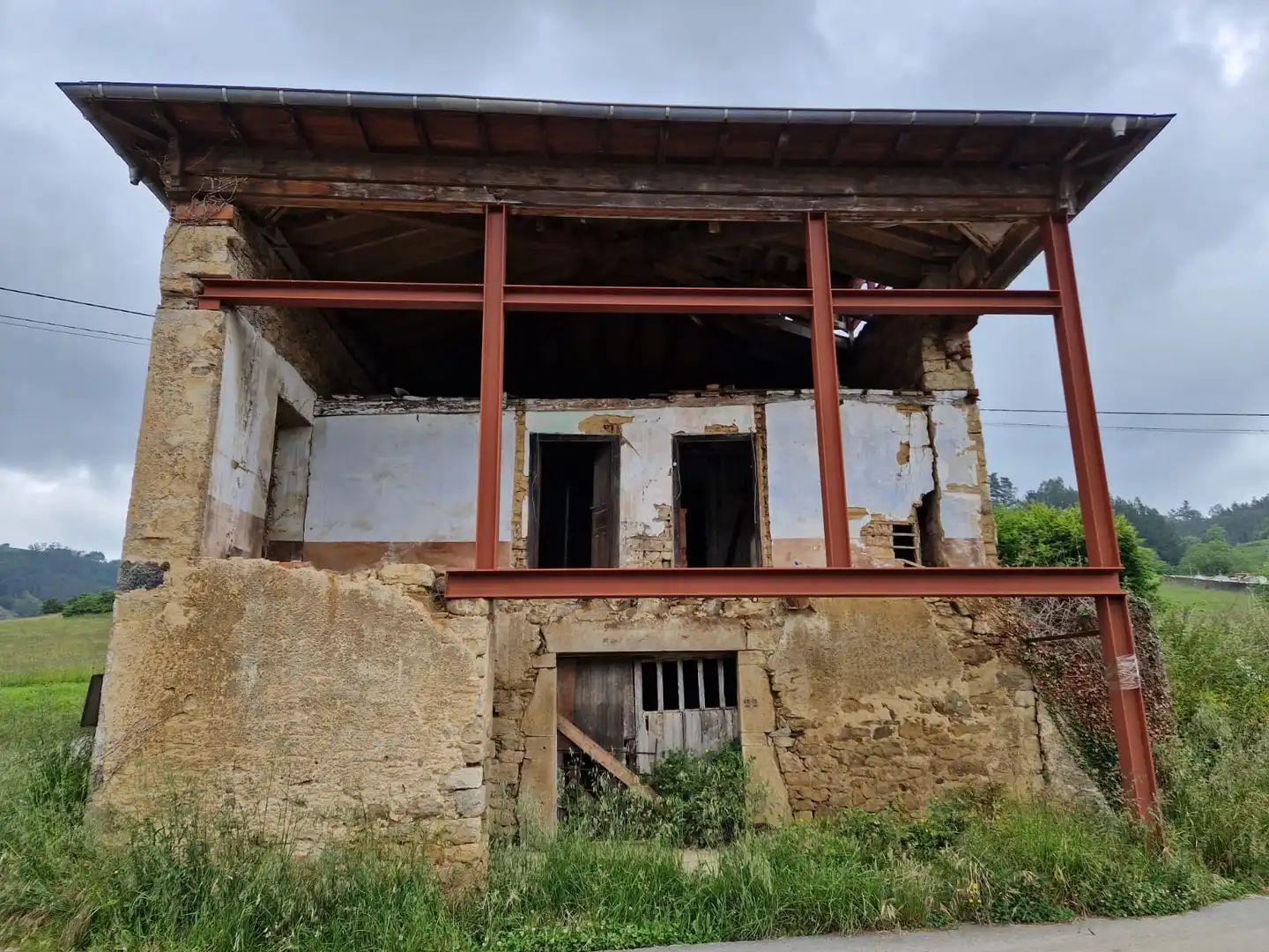 Casa o xalet en venda a Calle Linares, Salas