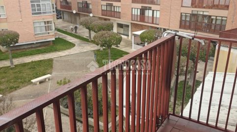 Foto 5 de Piso en venta en C. Sta. Elena Jam, La Bañeza , León