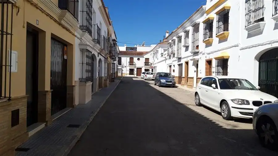 Garage zum Verkauf in C/ Mateo Alemán, La Puebla de Cazalla