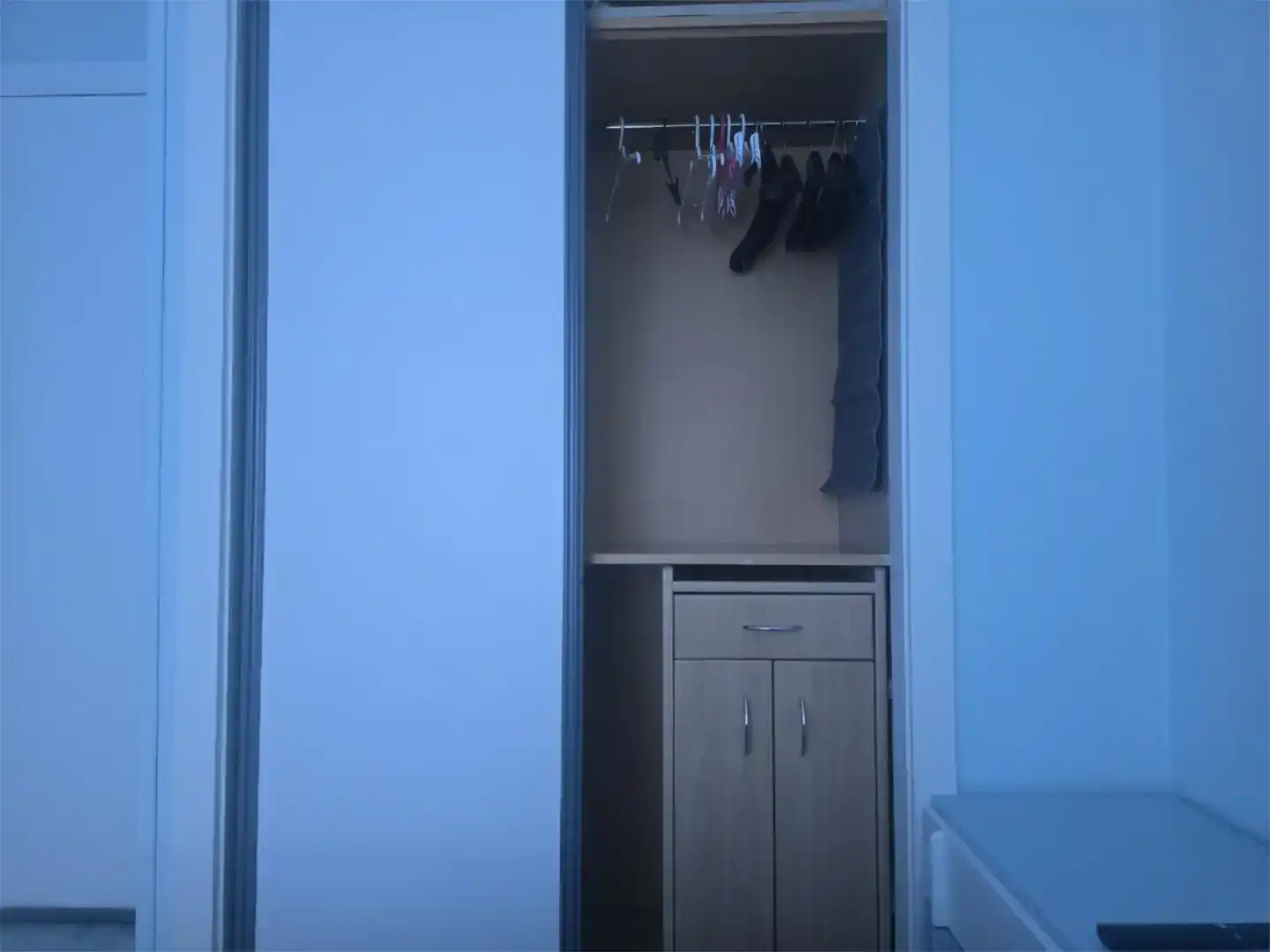 Habitación de Piso para compartir en Madrid con Parquet, Piscina y Amueblado