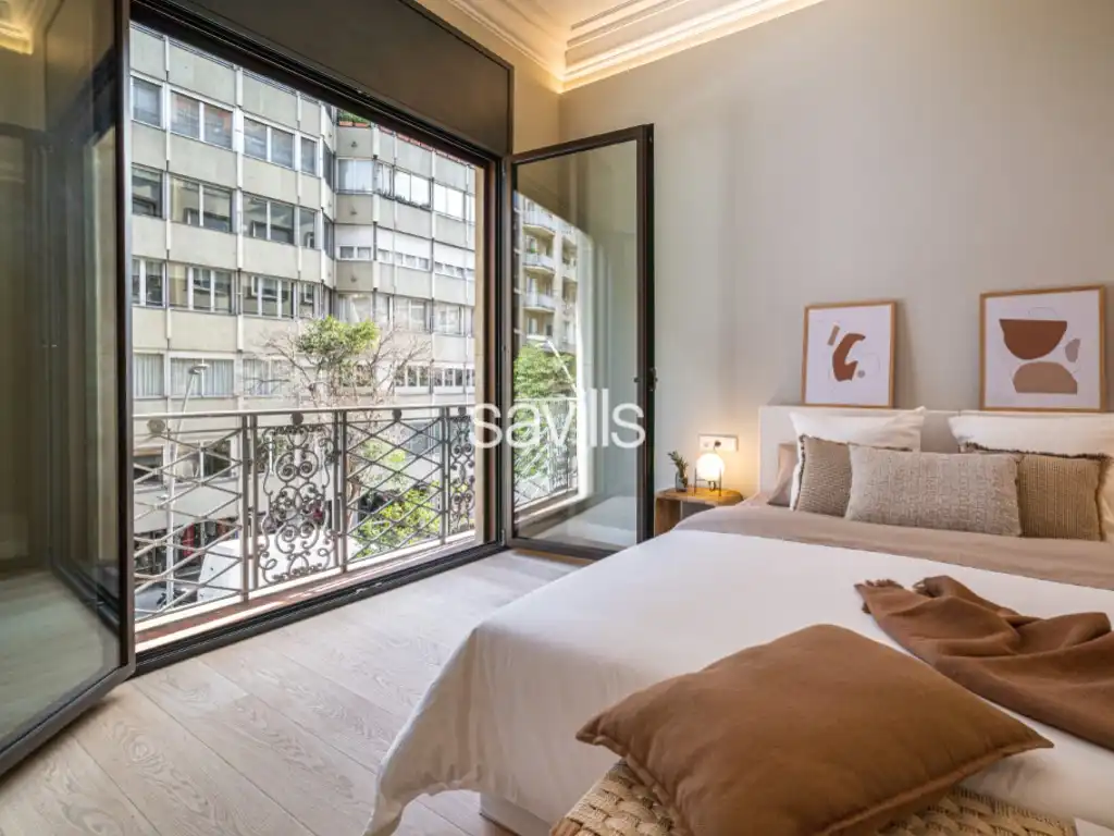 Habitación de Apartamento en venta en Barcelona con Aire acondicionado, Horno y Lavadora